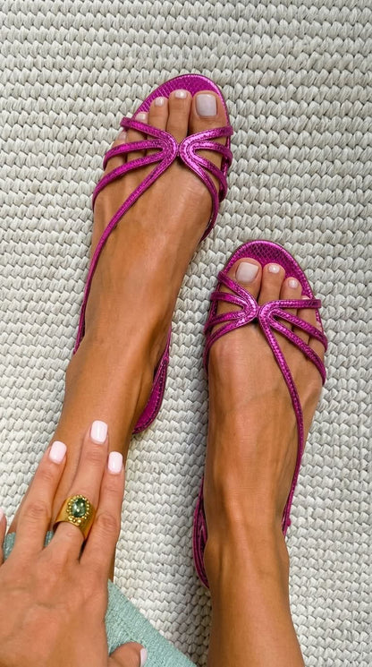 Sonia - Sandalias planas doradas