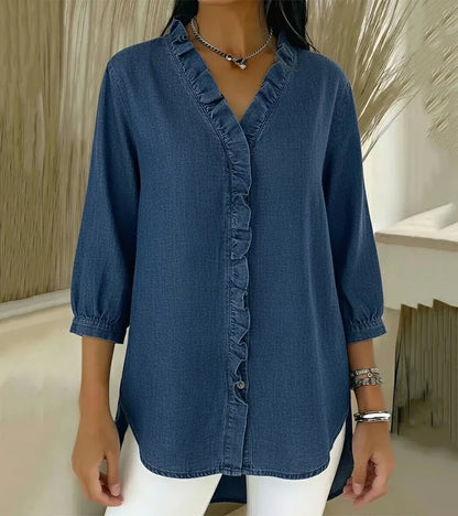 Clemencia — Blusa fluida con escote en V con volantes