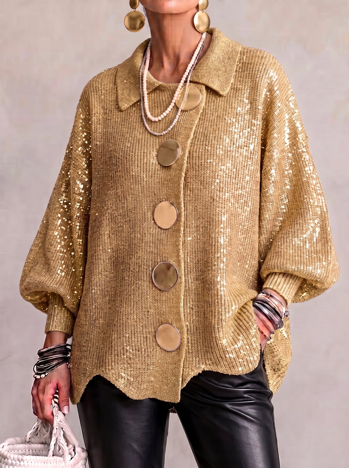 María | Cardigan Oversize con Botones Dorados