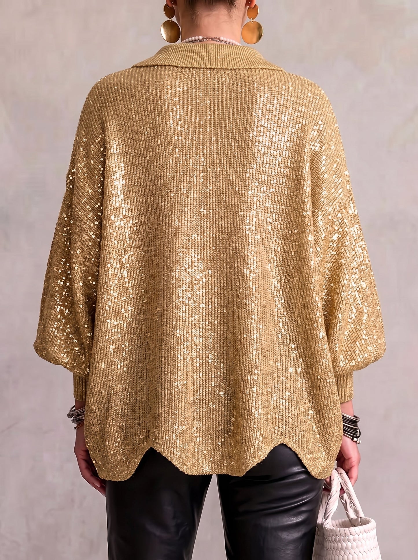María | Cardigan Oversize con Botones Dorados